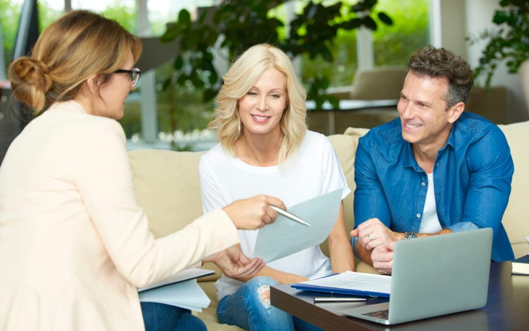4 Reasons to Hire a Real Estate Agent to Sell Your Home